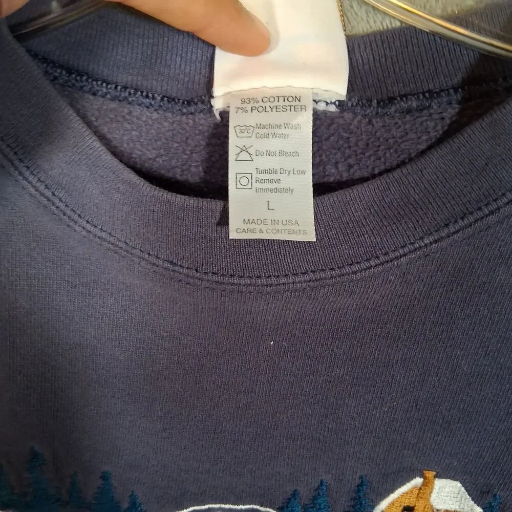 Vtg Made In USA Top Threads Sweater Mens Large Christmas Style Embroidery Purple